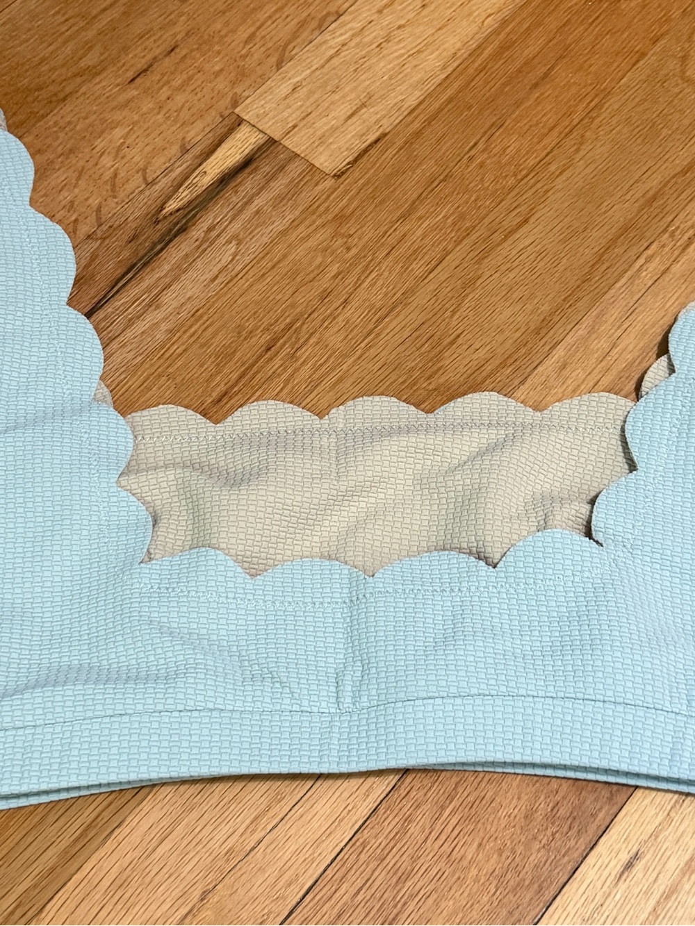 MARYSIA Palm Springs reversible scalloped recycled-seersucker bikini top medium - Picture 3 of 5